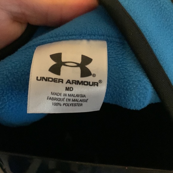 Under Amour 1/4 zip fleece - Picture 6 of 6